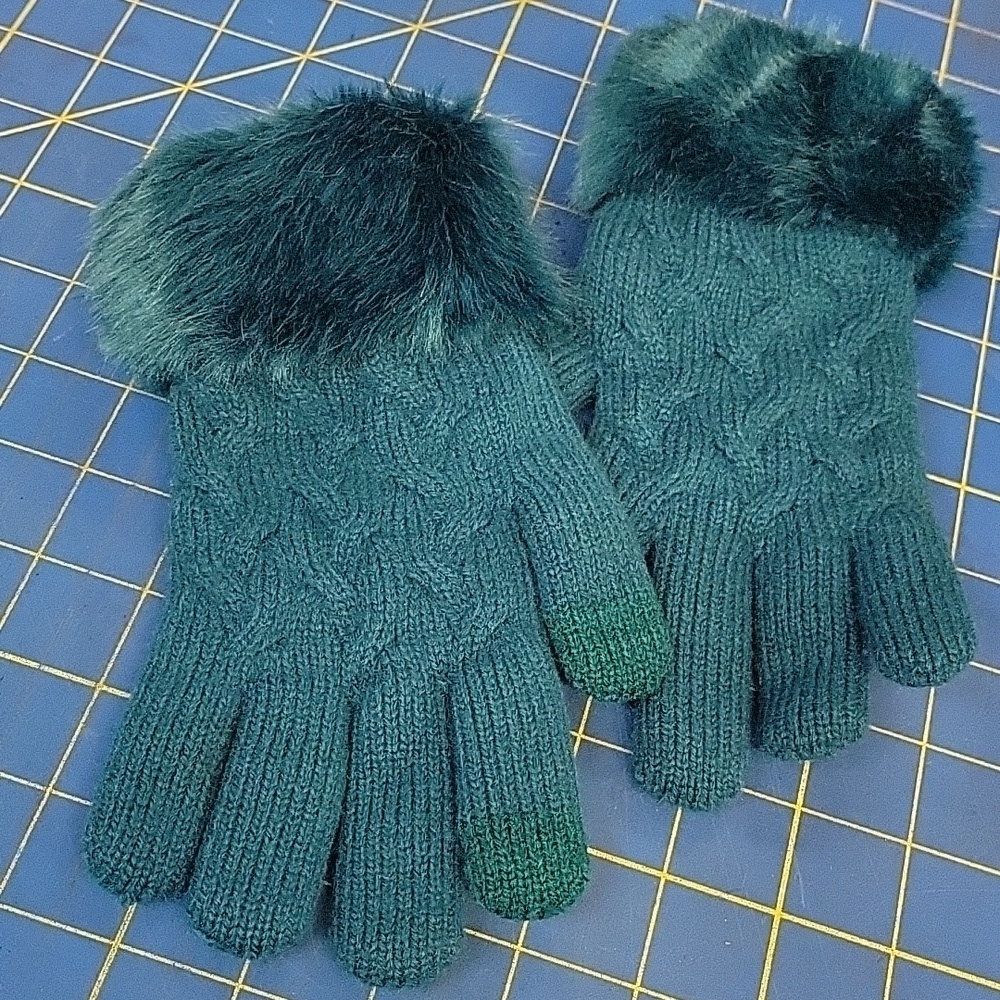 Tropical Blossom Fur Accent Gloves